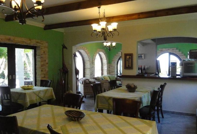 펜션 Montrose Guesthouse