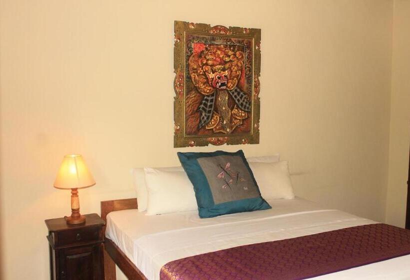 פנסיון Puri Kutat Lestari