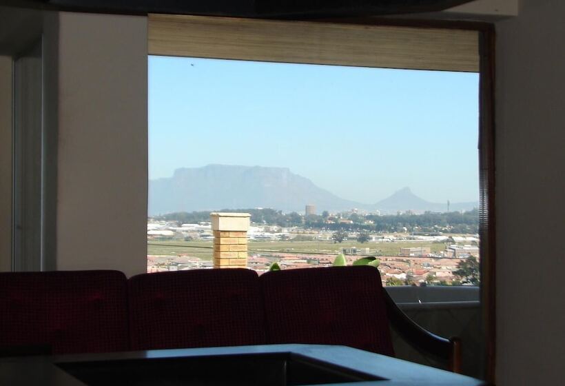 פנסיון Shirleys Place