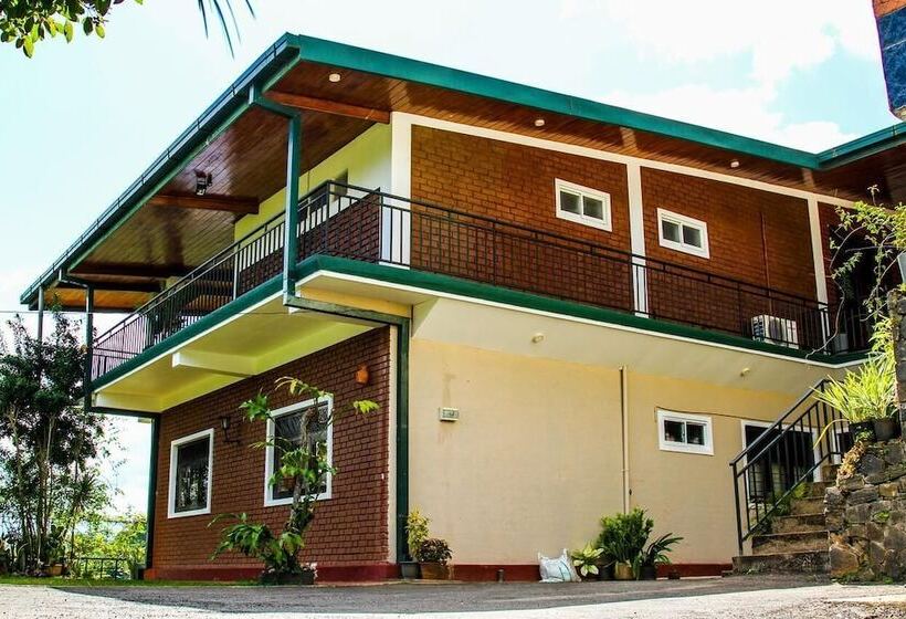 بنسيون The Tenthola