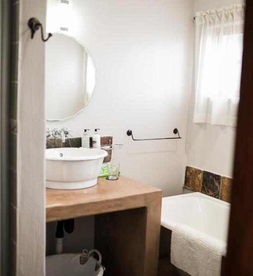 بنسيون Van Dykshuis Guest House