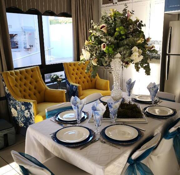 بنسيون Van Dykshuis Guest House