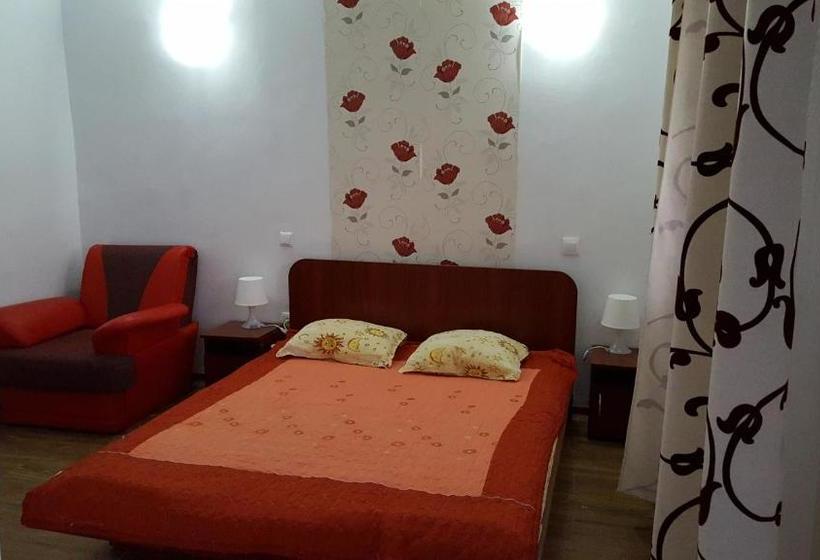 بنسيون Vila Fifi Costinesti