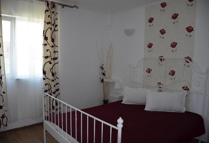 بنسيون Vila Fifi Costinesti