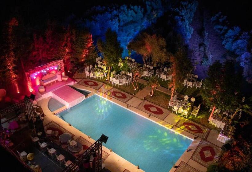 پانسیون Villa Paradise