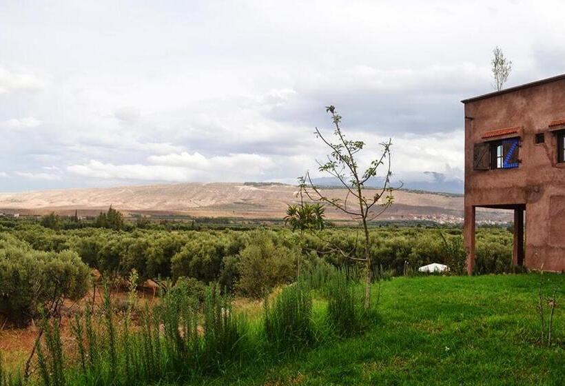 پانسیون Villa Paradise