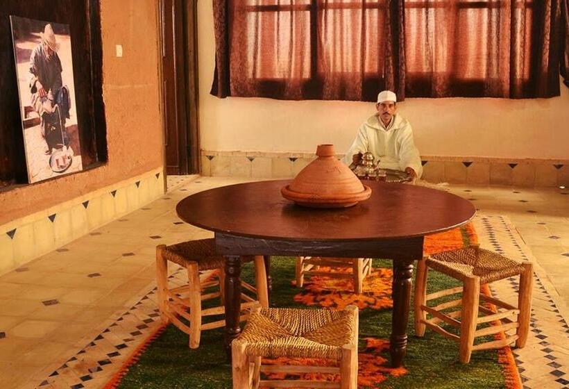 پانسیون Villa Paradise