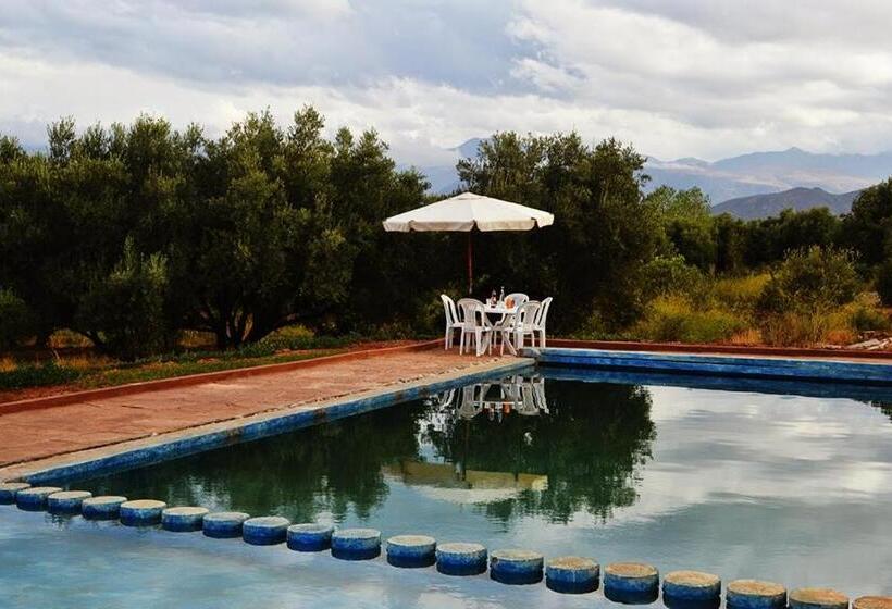 پانسیون Villa Paradise