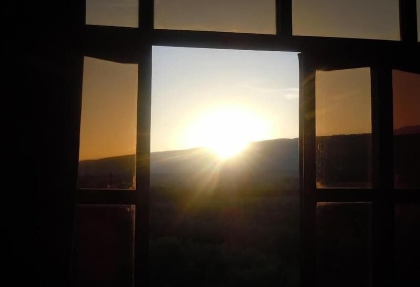 پانسیون Villa Paradise