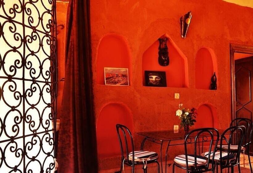 پانسیون Villa Paradise