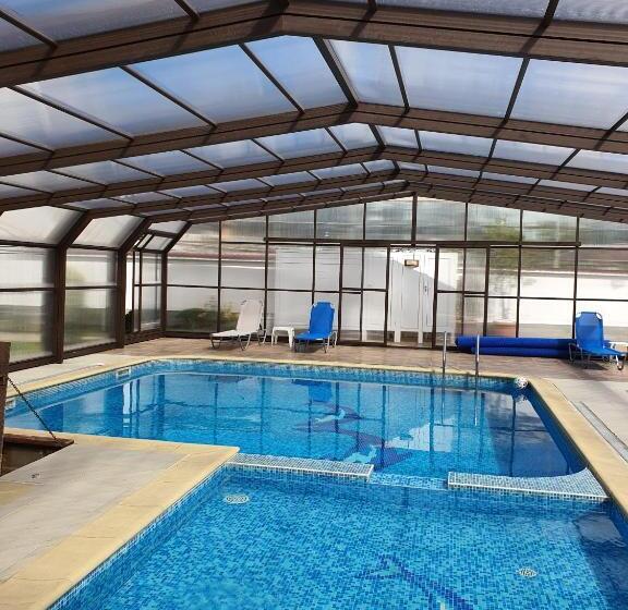 ペンション White House