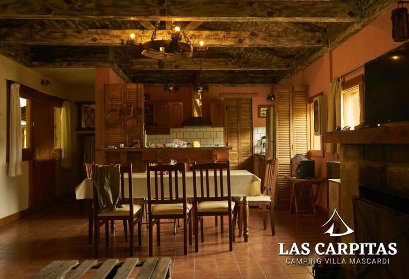 مبيت وإفطار Las Carpitas