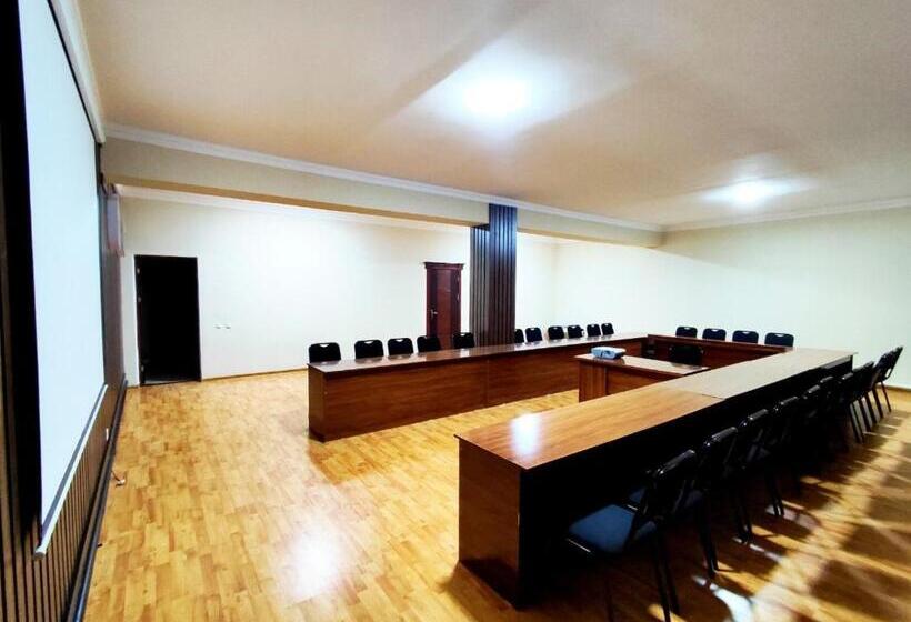 בית מלון כפרי Asem