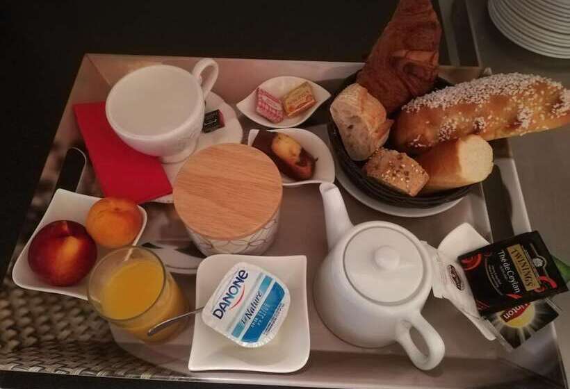 Отель France Hôtel