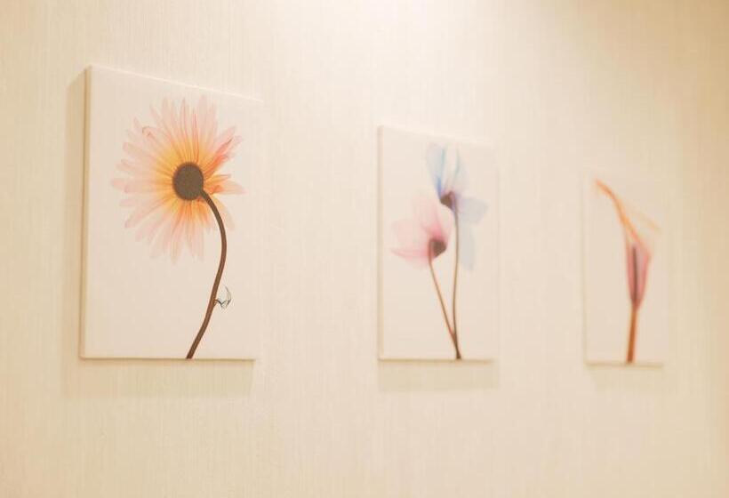 בית מלון כפרי Fun3  Adult Only