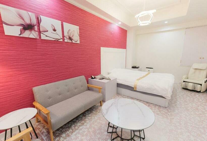 בית מלון כפרי Fun3  Adult Only