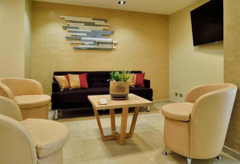 Отель Hôtel & Restaurant Le Belvédère