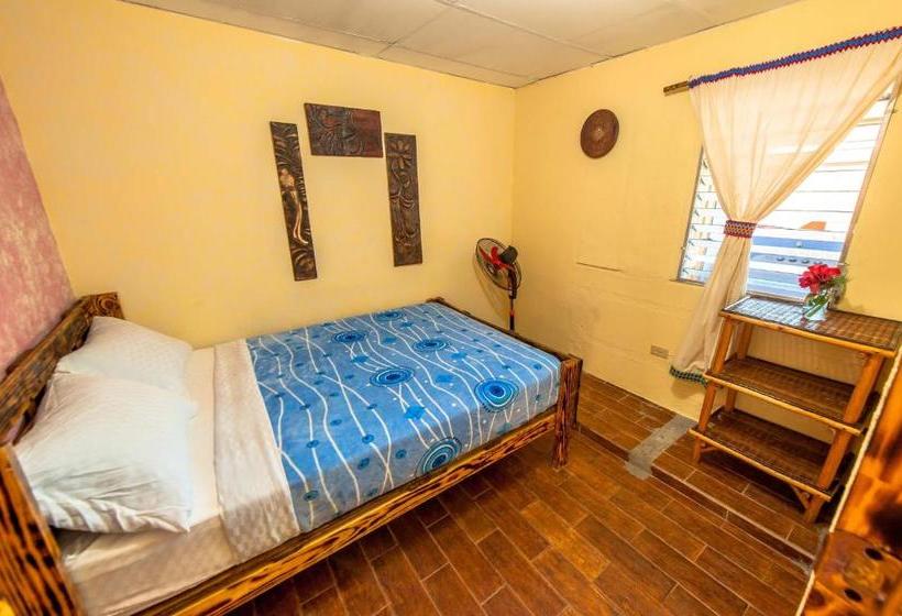 פנסיון Arte Hostal