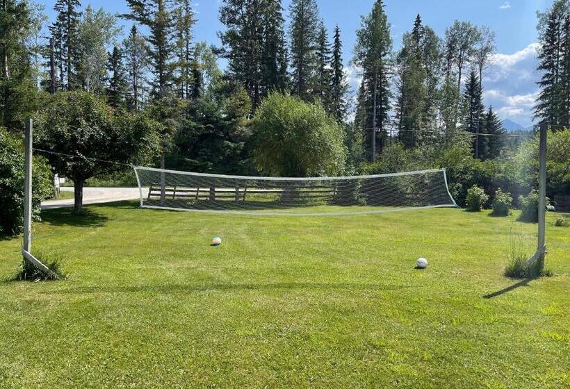 פנסיון Blaeberry Valley Vacation Rentals