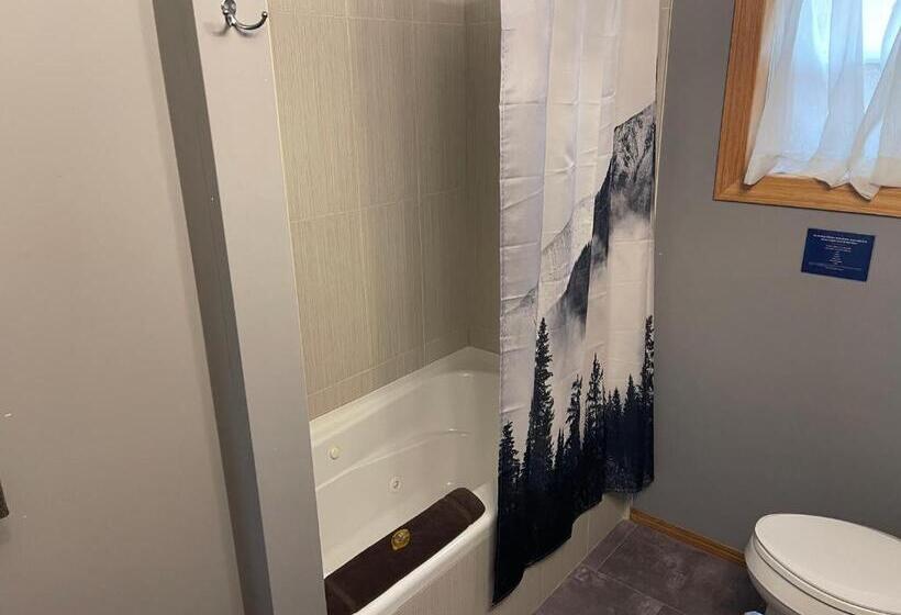 פנסיון Blaeberry Valley Vacation Rentals