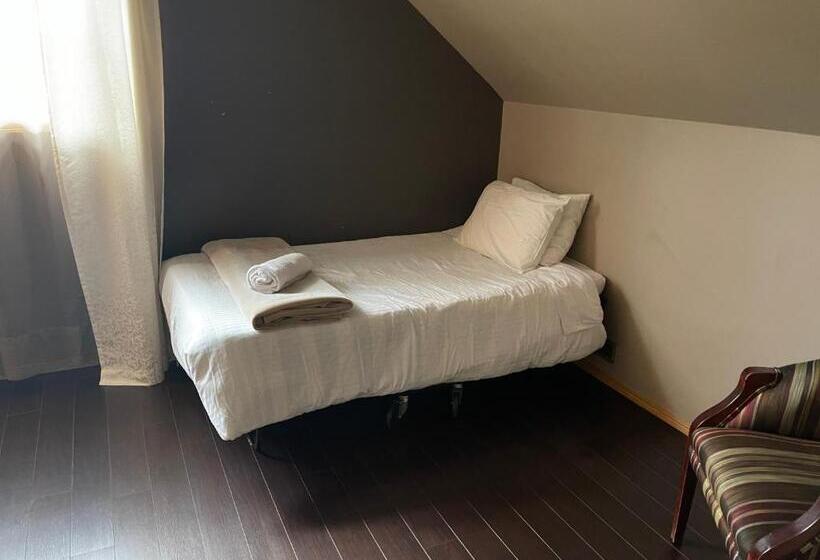 פנסיון Blaeberry Valley Vacation Rentals