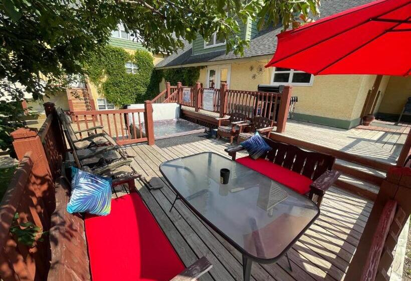 פנסיון Blaeberry Valley Vacation Rentals