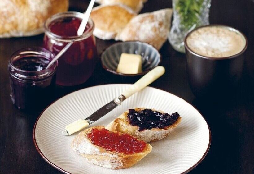 پانسیون Brimslóð Atelier Guesthouse