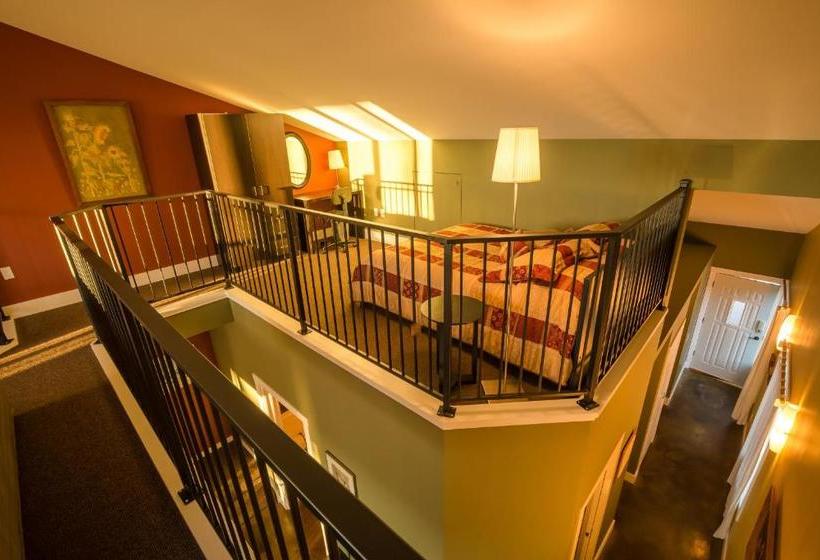 膳宿费 Crooked Tree Guest Suites