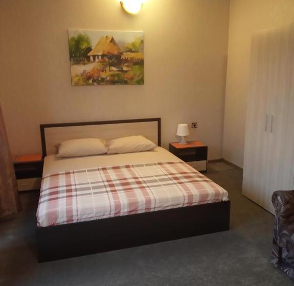 פנסיון Guest House Urdoviza