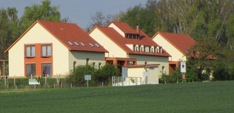 پانسیون Penzion Alma