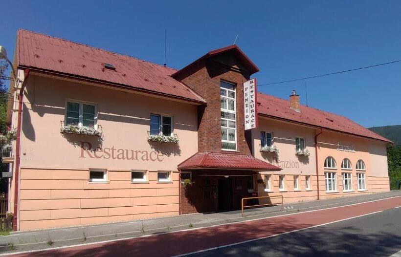 بنسيون Penzion Janoštík