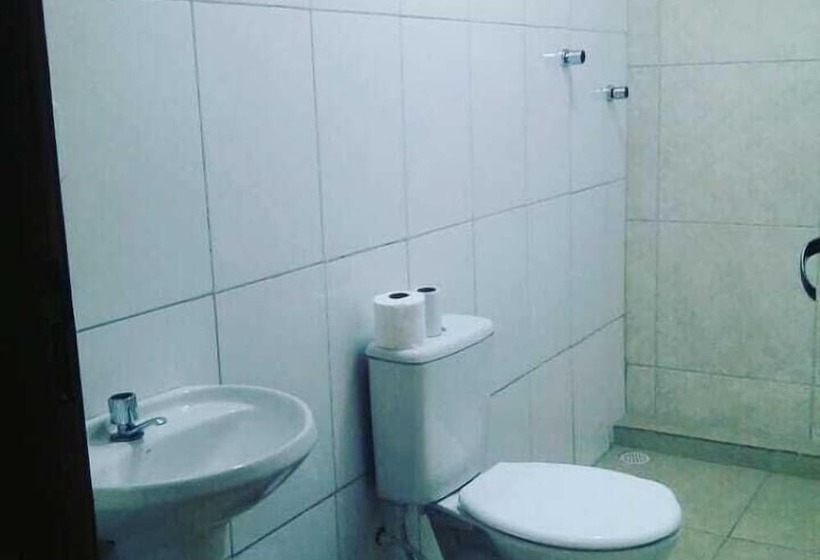 膳宿费 Pousada Canoa De Tolda