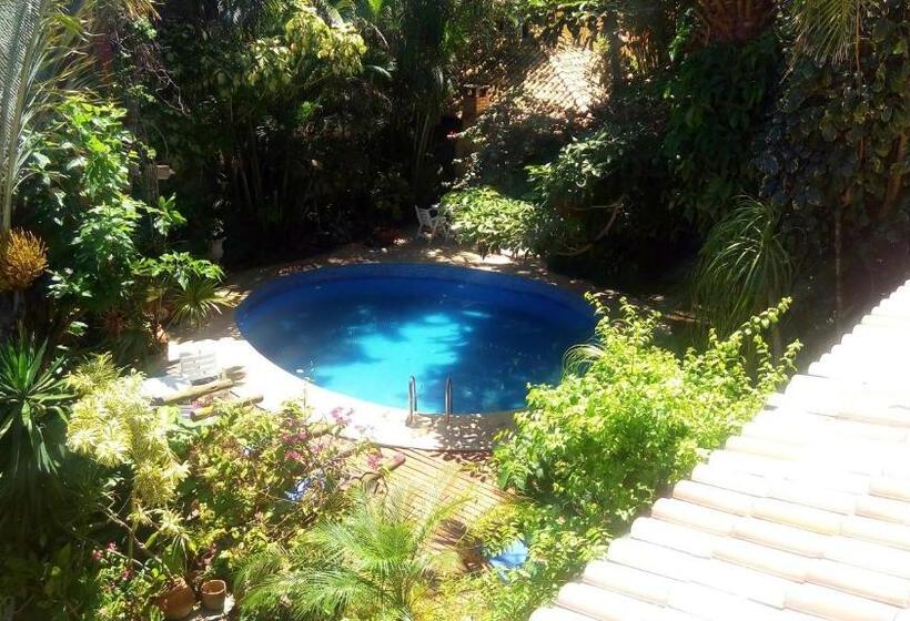 پانسیون Pousada Pilar