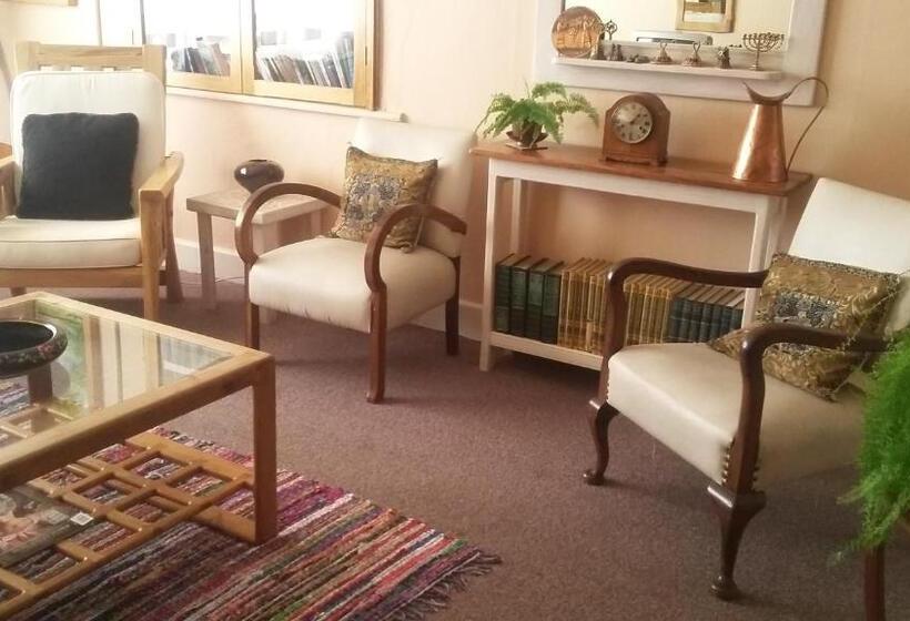 פנסיון Sons Of The King Guest House