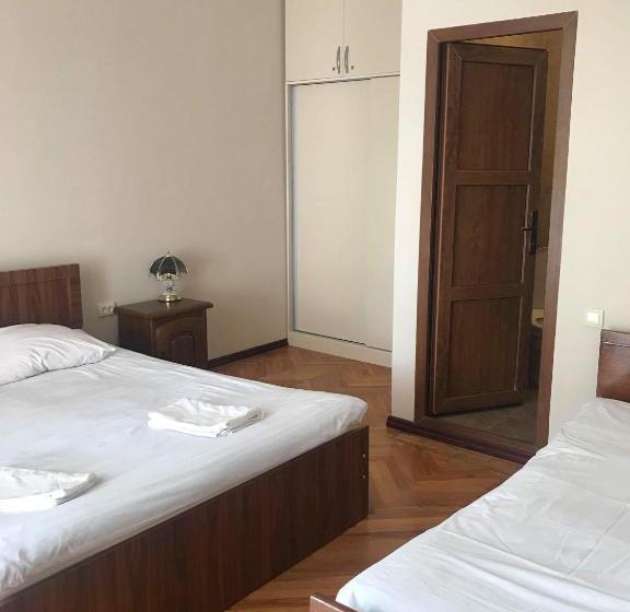 پانسیون Sweet Home Near Black Sea