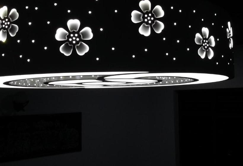 膳宿费 Travel Bird Villa   Foreign Bookings Only