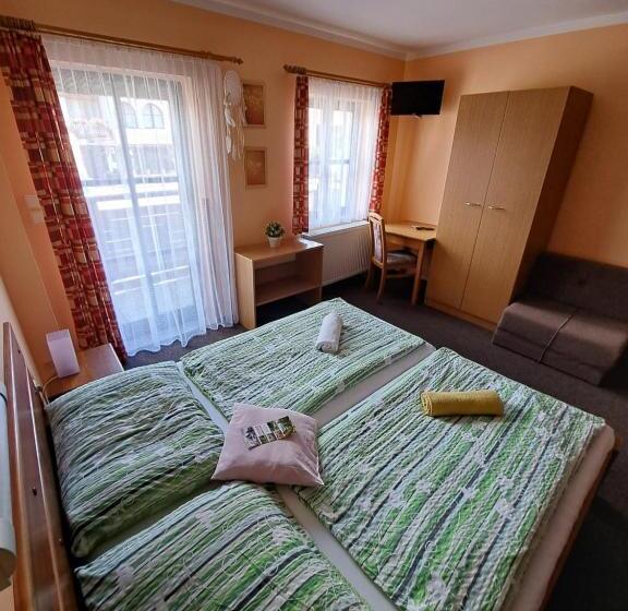 بنسيون U Bernardýna