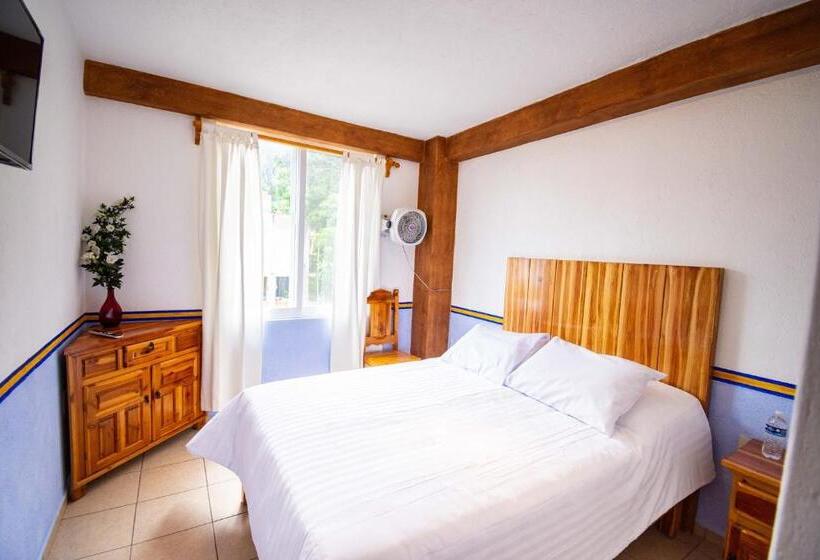 ユースホステル La Pirámide Del Tepozteco