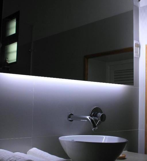 فندق صغير Santoral Restaurante Y Posada Pet Friendly