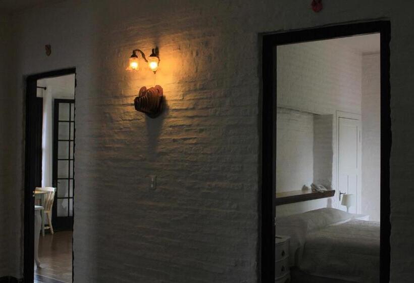 فندق صغير Santoral Restaurante Y Posada Pet Friendly