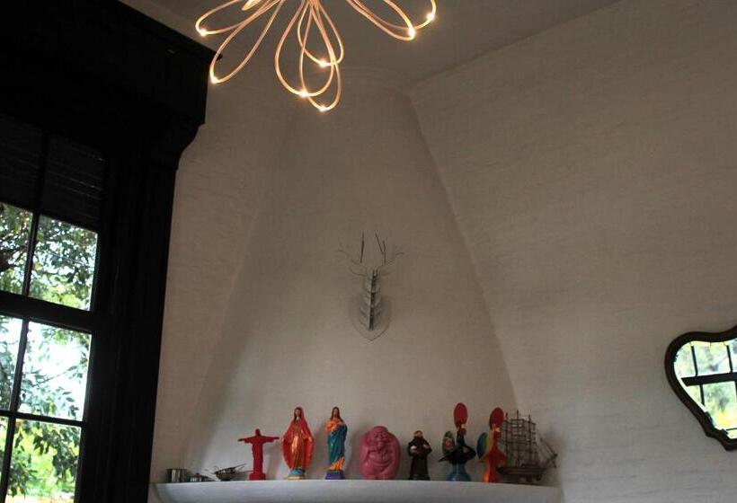 فندق صغير Santoral Restaurante Y Posada Pet Friendly