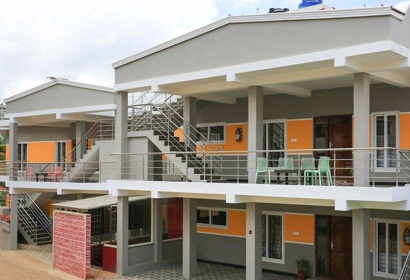 בית מלון כפרי Treebo Light House, 900 Mtrs From Botanical Garden