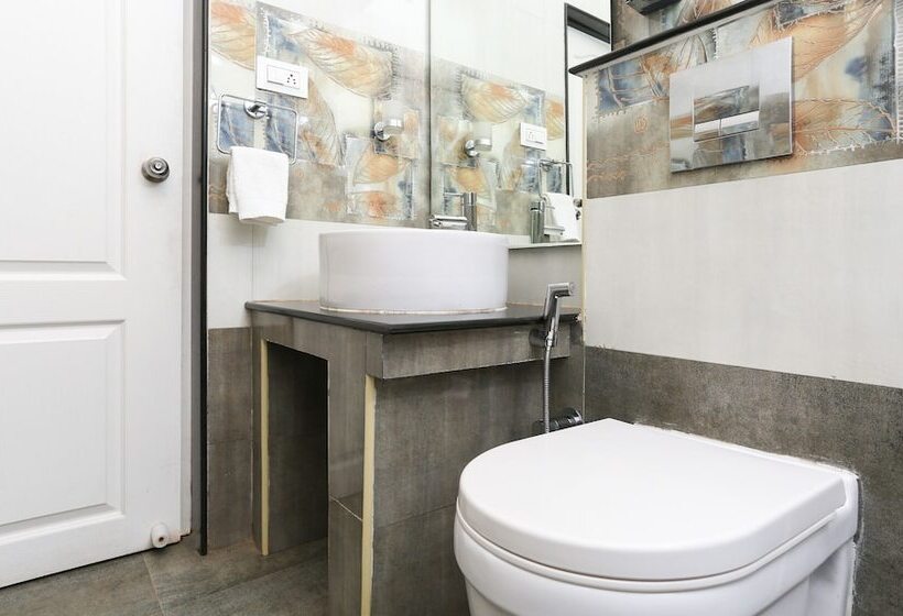 בית מלון כפרי Treebo Light House, 900 Mtrs From Botanical Garden