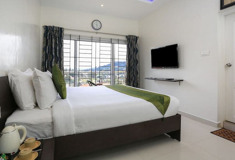 בית מלון כפרי Treebo Light House, 900 Mtrs From Botanical Garden