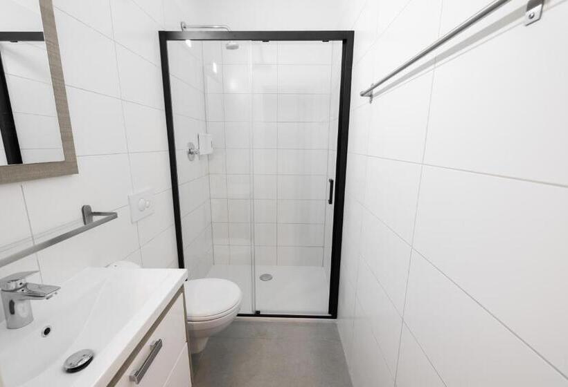 پانسیون 4flats