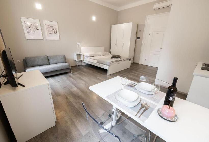 پانسیون 4flats