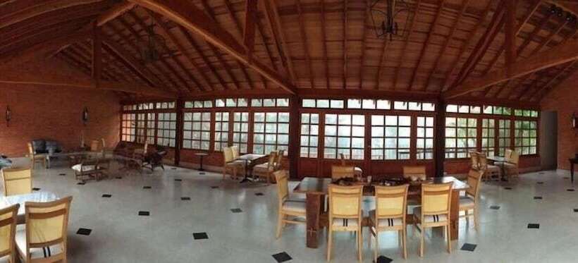 بنسيون Bosque Da Neblina