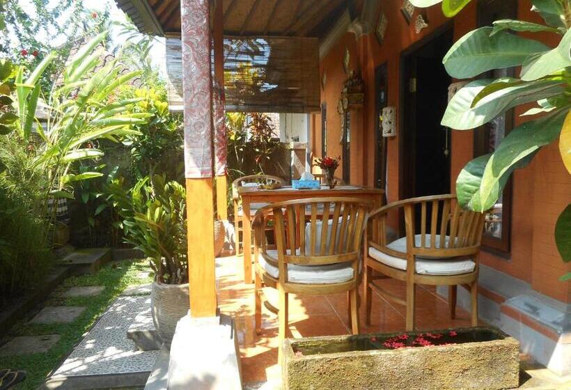 פנסיון Cegeng Lestari Guest House