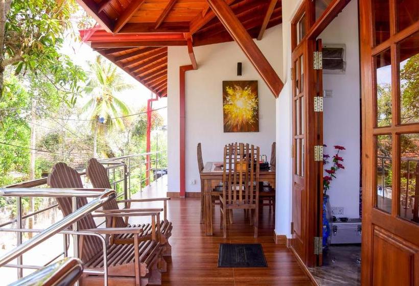 Пансион Channa Villa & Tours