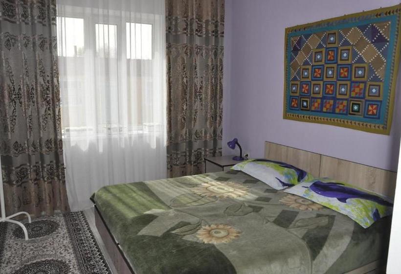 پانسیون Guest House Nur